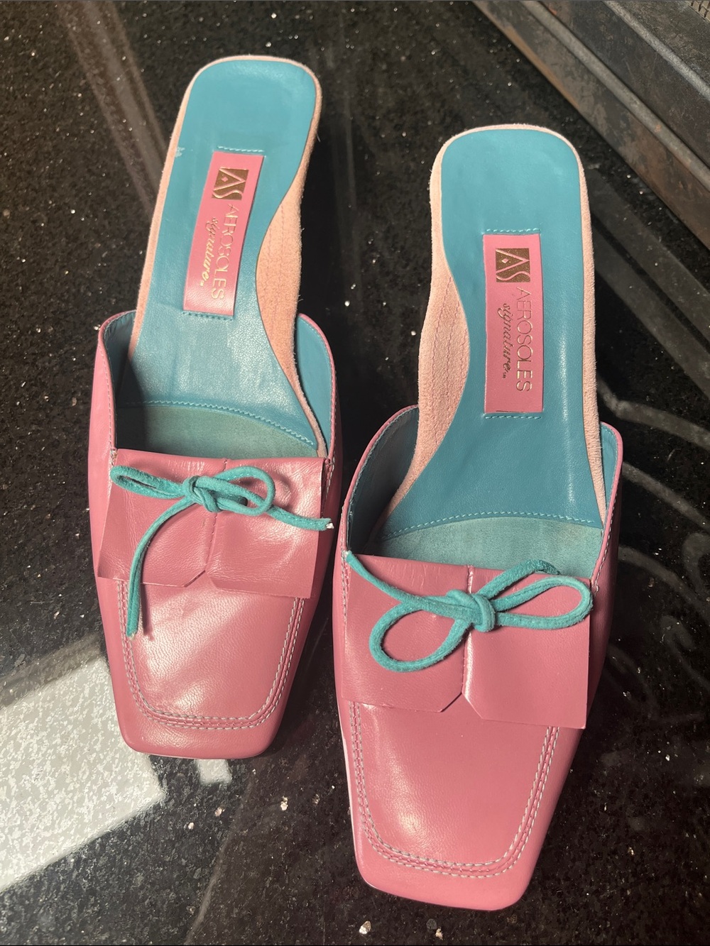 AEROSOLES Pink Slip-On Leather Mules with Teal Bow Accent